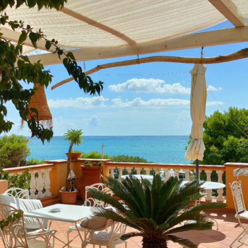 3034 B&B RAGGIO DI SOLE  PUNTA DELLE CASTELLE SOLUTIONHOTEL 1pg.jpg